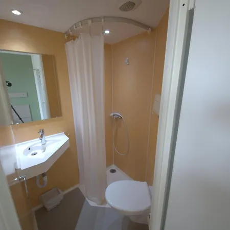 Lux Ξενοδοχείο *