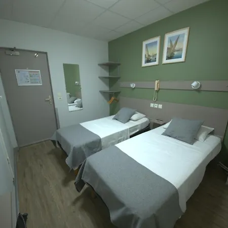 Ξενοδοχείο Lux *